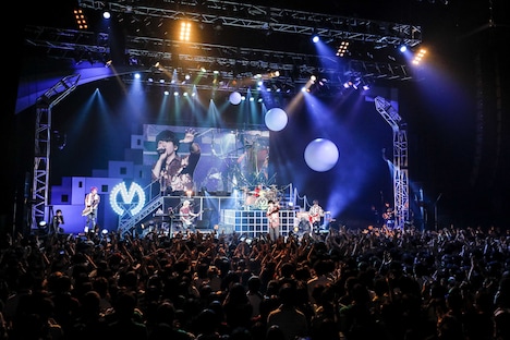 Mrs. GREEN APPLE「In the Morning Tour」東京・TOKYO DOME CITY HALL公演の様子。（撮影：上飯坂一）