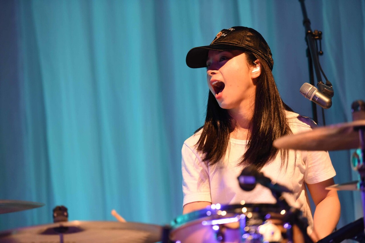 Yuumi（Dr）（撮影：高田真希子）