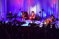 真空ホロウ「真空パック vol.11 -10th(tenacity)anniversary-」の様子。（撮影：高田真希子）