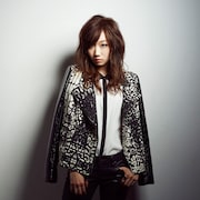田所あずさ、ユニゾン田淵手がけた新曲MVでバンド率いて熱唱