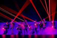 SHINee「SHINee WORLD V」日本公演の様子。（photo by HAJIME KAMIIISAKA）