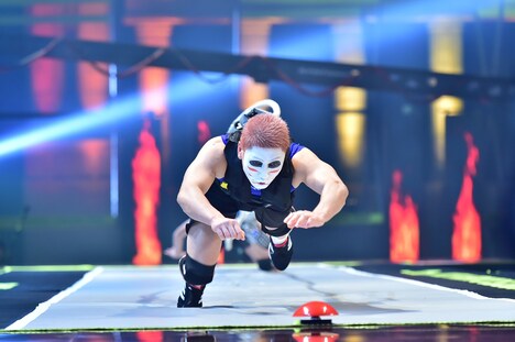 樽美酒研二（ゴールデンボンバー） (c)TBS