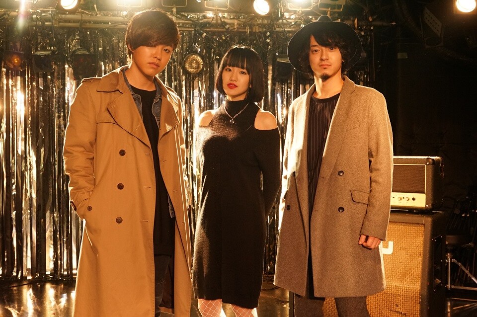 anderlust新曲MVのメイキング公開、ぺえがハードボイルドな男役に