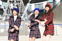 左から我妻桃実、吉田万葉、阿部かれん。