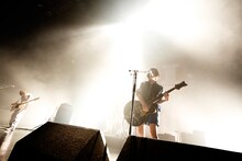 12月11日に行われた「SHISHAMOワンマンツアー2016秋『夏の恋人はもういないのに、恋に落ちる音が聞こえたのはきっとあの漫画のせい』」Zepp Tokyo公演の様子。（撮影：岡田貴之）