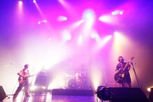 12月11日に行われた「SHISHAMOワンマンツアー2016秋『夏の恋人はもういないのに、恋に落ちる音が聞こえたのはきっとあの漫画のせい』」Zepp Tokyo公演の様子。（撮影：岡田貴之）