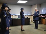 1日警察官に就任したチームしゃちほこ。