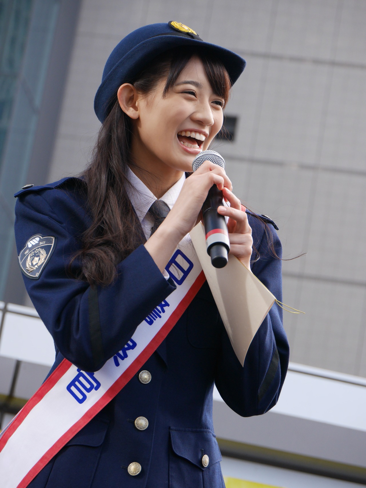 秋本帆華