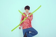 菅田将暉演じるリーダー・ヒデ。