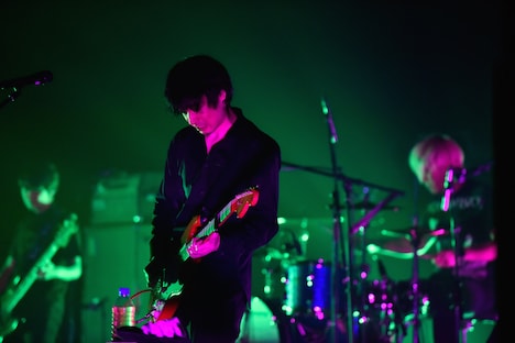 syrup16g「syrup16g tour 2016『HAIKAI』」東京・Zepp Tokyo公演の様子。（撮影：河本悠貴）