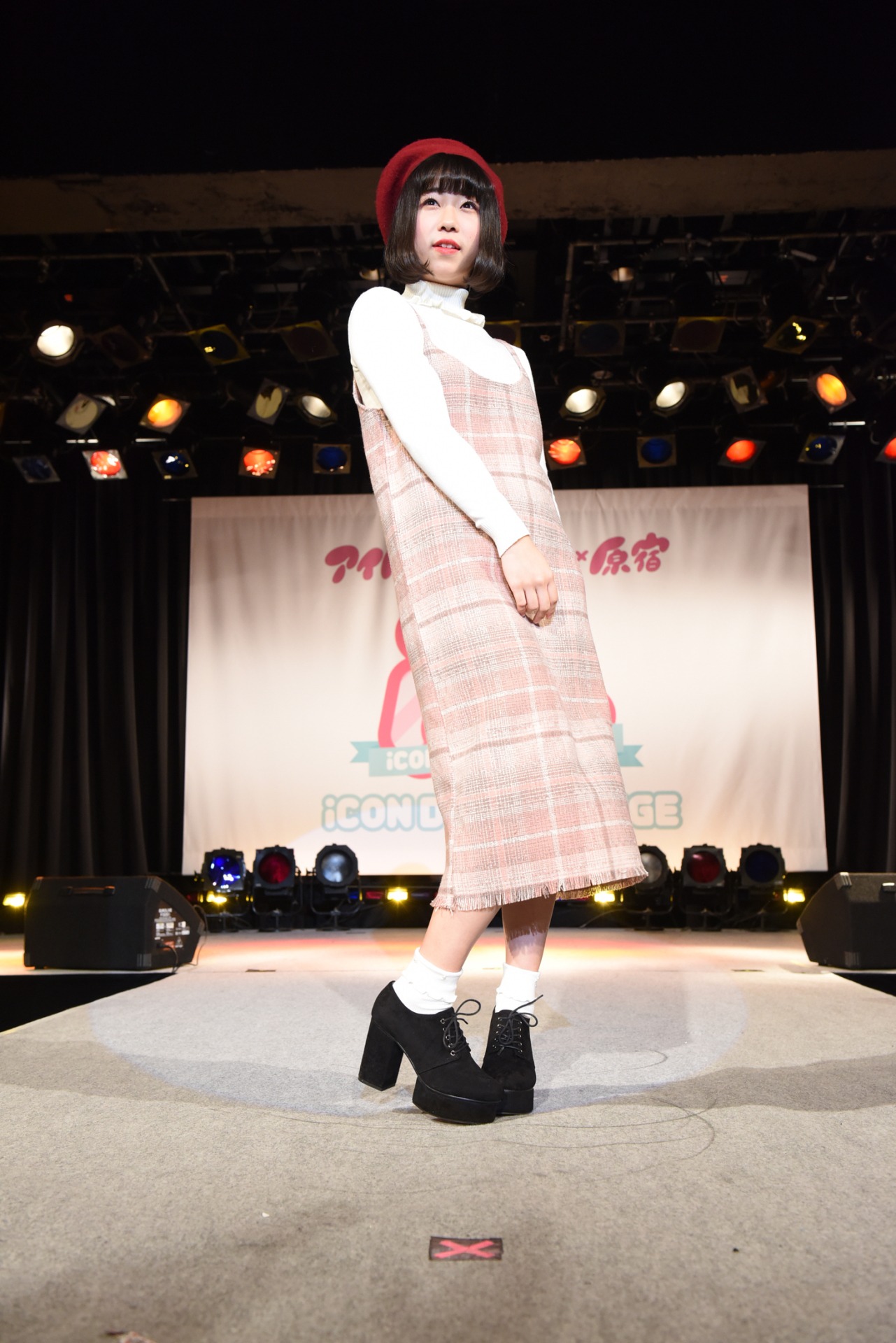島崎莉乃（Cheeky Parade）