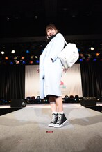 小鷹狩百花（Cheeky Parade）