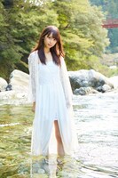 芹澤優「君と」掲載写真