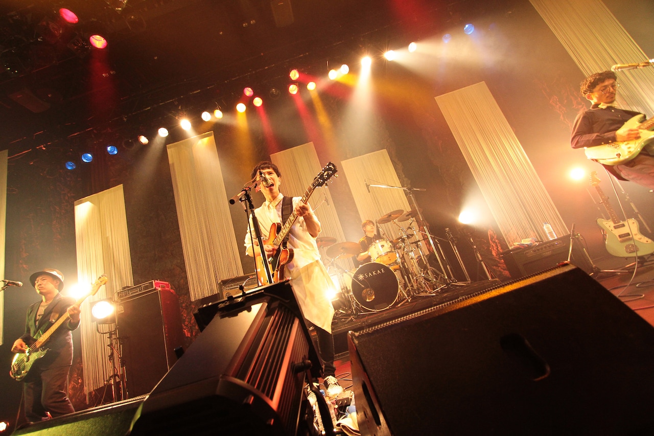 UNCHAIN、豪華ゲストに囲まれ20周年ライブ「この4人で続けてこれて本当によかった」