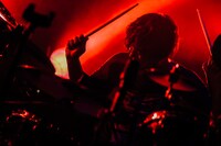 疋田武史（Dr）（撮影：西槇太一）