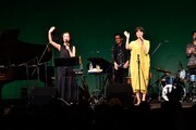 「祝！ふたりのデビュー15周年▽」東京公演の様子。（提供：LIGHTSOME）