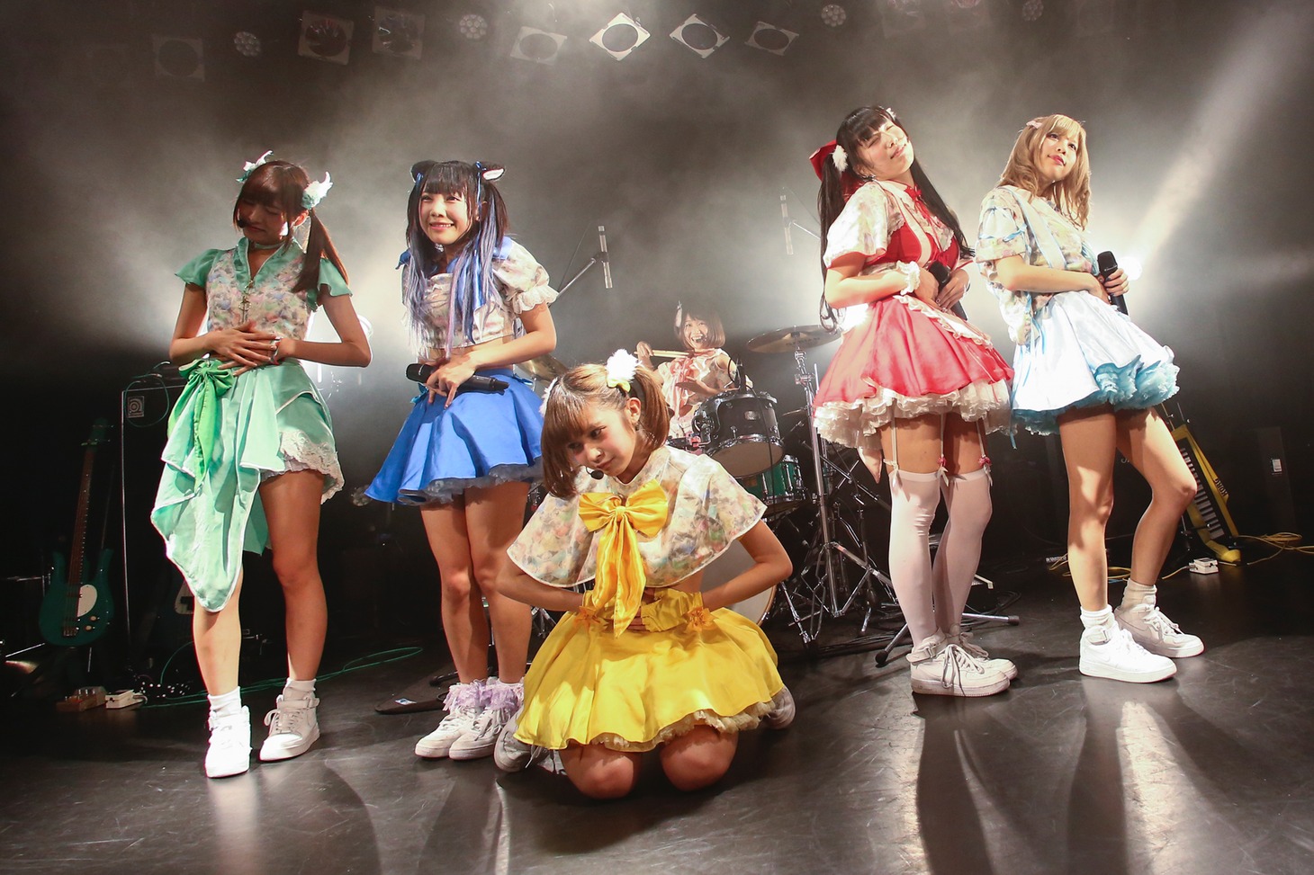 バンドじゃないもん！（写真提供：ポニーキャニオン）