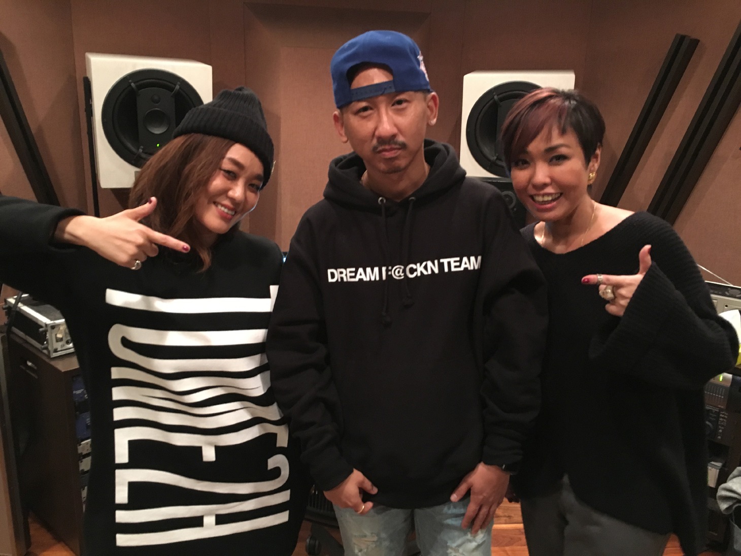 左からPUSHIM、DJ RYOW、Tina。