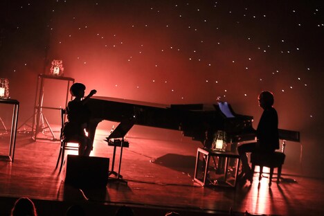 「a brand new concert issue "minima" - ミニマ - Salyu × 小林武史 - holy night -」の様子。（Photo by Taku Fujii）