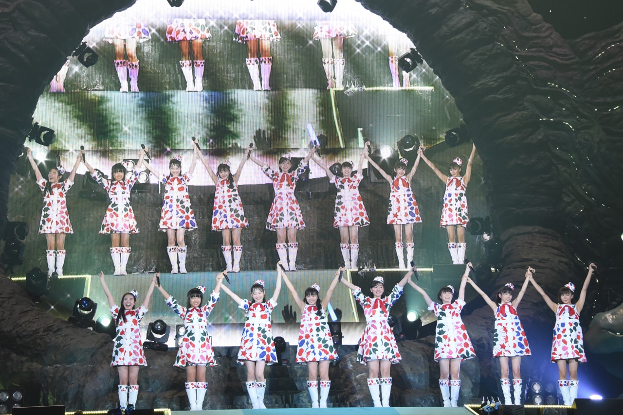 私立恵比寿中学「私立恵比寿中学 クリスマス大学芸会 2016『エビ中のオーシャンズガイド』」東京・国立代々木競技場第一体育館公演の様子。