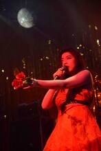 益子寺かおり（Vo）（撮影：野田雅之）