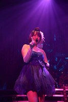 中尊寺まい（Vo, G）（撮影：野田雅之）