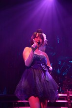 中尊寺まい（Vo, G）（撮影：野田雅之）