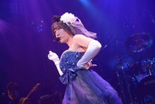 中尊寺まい（Vo, G）（撮影：野田雅之）