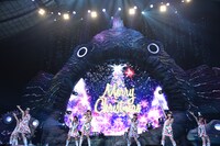 私立恵比寿中学「私立恵比寿中学 クリスマス大学芸会2016『エビ中のオーシャンズガイド』」東京・国立代々木競技場第一体育館公演の様子。