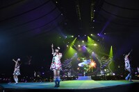 私立恵比寿中学「私立恵比寿中学 クリスマス大学芸会2016『エビ中のオーシャンズガイド』」東京・国立代々木競技場第一体育館公演の様子。