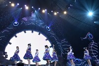 私立恵比寿中学「私立恵比寿中学 クリスマス大学芸会2016『エビ中のオーシャンズガイド』」東京・国立代々木競技場第一体育館公演の様子。