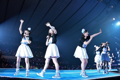 私立恵比寿中学「私立恵比寿中学 クリスマス大学芸会2016『エビ中のオーシャンズガイド』」東京・国立代々木競技場第一体育館公演の様子。