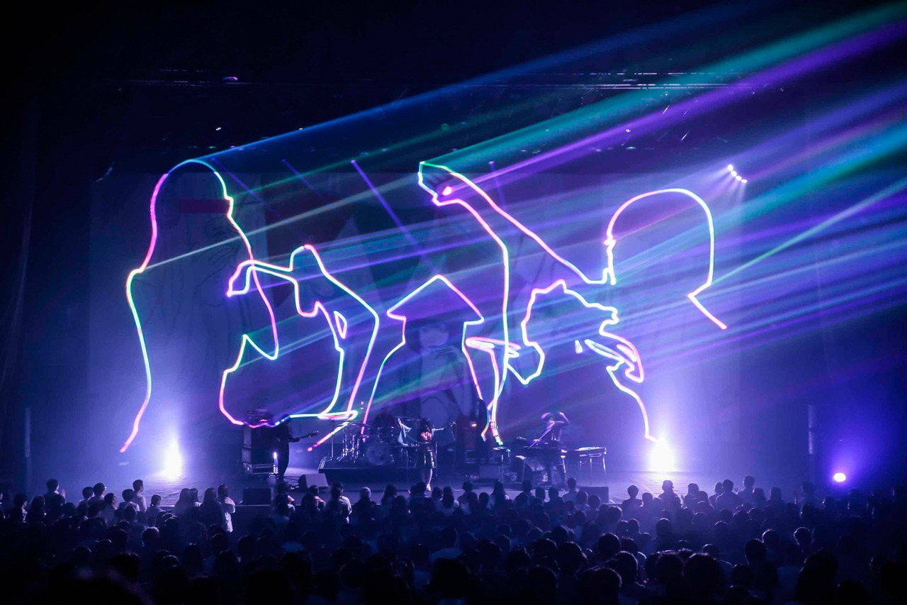 パスピエ「パスピエ 5th Anniversary Hall Tour」中野サンプラザホール公演の様子。（撮影：鳥居洋介）
