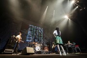 パスピエ「パスピエ 5th Anniversary Hall Tour」中野サンプラザホール公演の様子。（撮影：鳥居洋介）