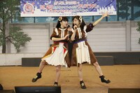 左から上田理子、瀬田さくら。（撮影：濱本英介）