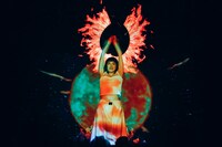 「水曜日のカンパネラ・ワンマンライブツアー2016～SUPERMAN～」沖縄・ミュージックタウン音市場公演の様子。（撮影：横山マサト）