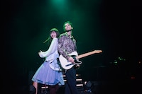 「TRUSTRICK TRICK TOUR 2016」最終公演の様子。（photo by Arata Kato）