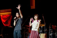 「TRUSTRICK TRICK TOUR 2016」最終公演の様子。（photo by Ayaka Horiuchi）