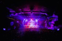 WANIMA「JUICE UP!! TOUR」東京・Zepp DiverCity TOKYO公演の様子。（撮影：瀧本”JON…”行秀）