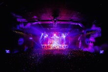 WANIMA「JUICE UP!! TOUR」東京・Zepp DiverCity TOKYO公演の様子。（撮影：瀧本”JON…”行秀）