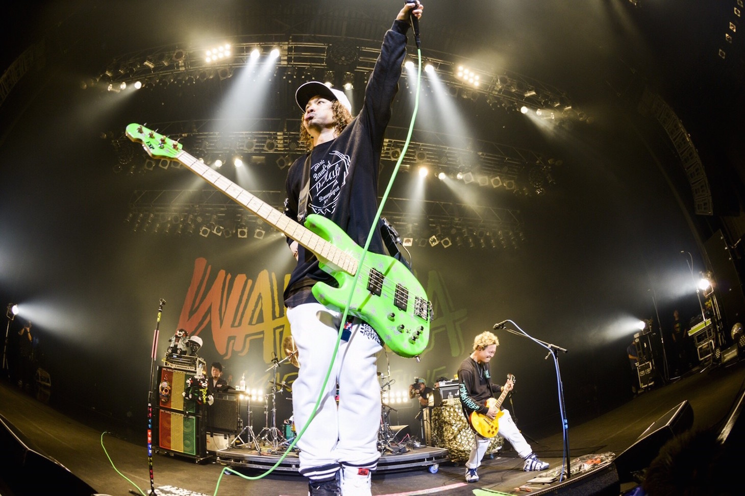 WANIMA「JUICE UP!! TOUR」東京・Zepp DiverCity TOKYO公演の様子。（撮影：瀧本”JON…”行秀）