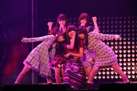 欅坂46（写真提供：Sony Music Records）