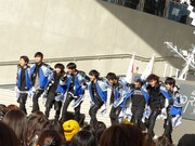 SUPER★DRAGON、お台場で見せた兄弟の絆、グループ内ユニットの“ツーマン”も