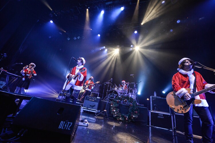 Bigmama 帰ってきた Xmasライブで 夜空ノムコウ カバーや怒涛の10曲メドレー 音楽ナタリー Bigmama 帰ってきた Xmasライブで 夜空ノムコウ カバーや怒涛の10曲メドレー 音楽ナタリー