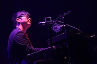 さかいゆう （Photo by Atsuki Iwasa）