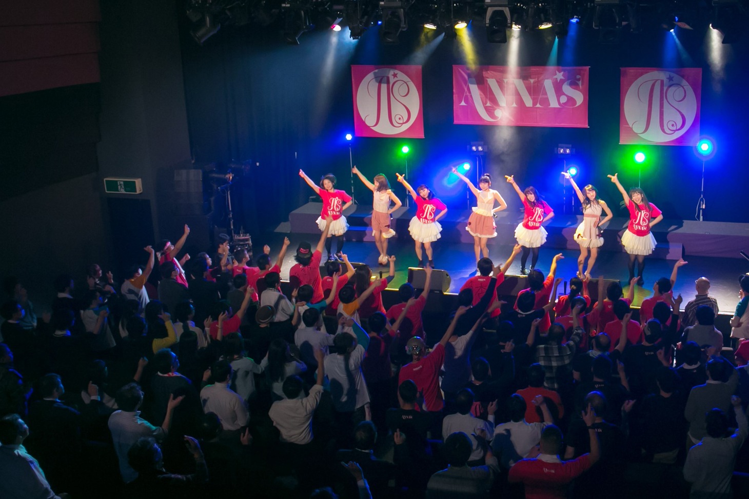 「ANNA☆S LIVE～7th Anniversary～」の様子。（写真提供：西田プロジェクト）