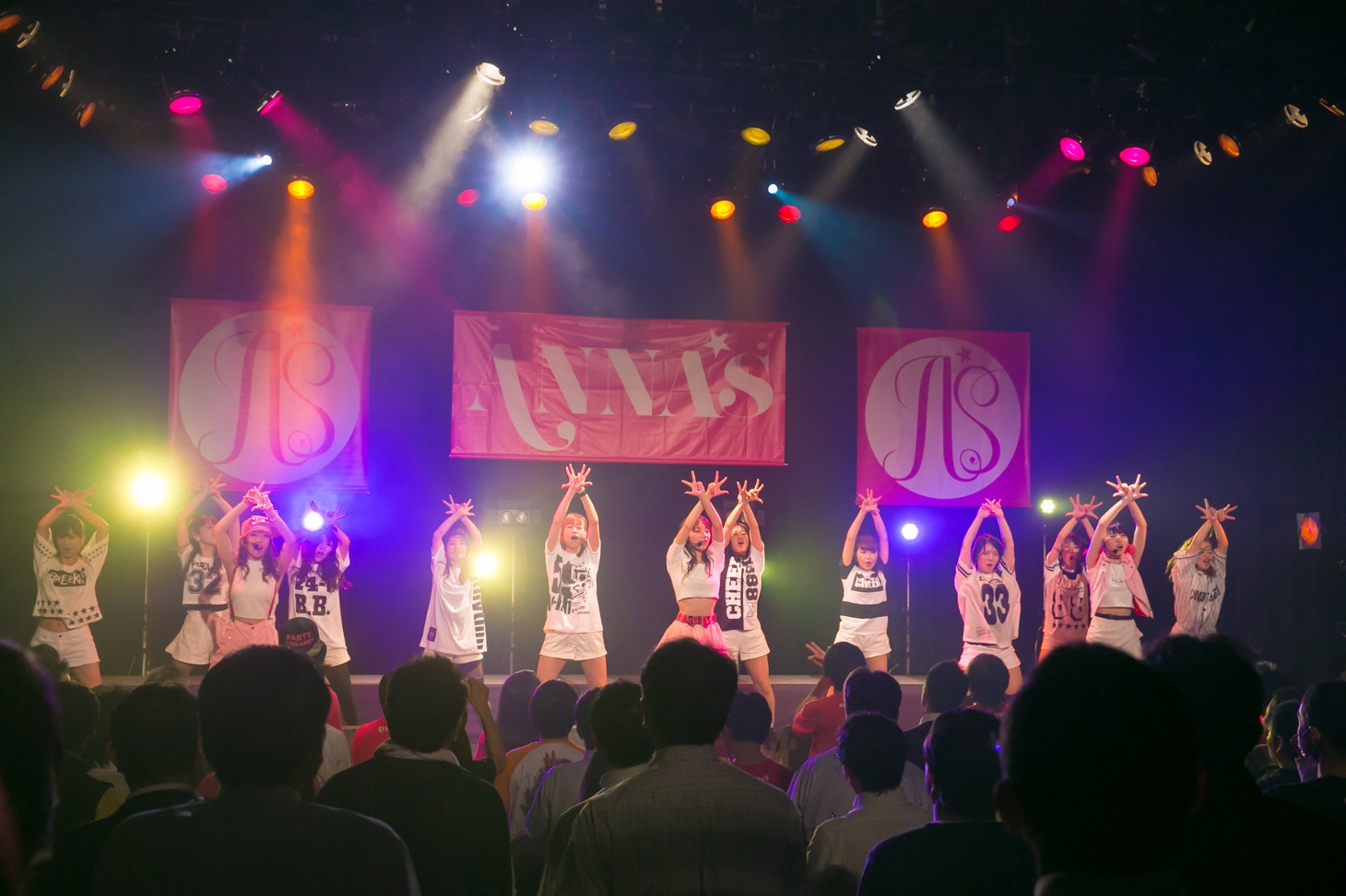 「ANNA☆S LIVE～7th Anniversary～」の様子。（写真提供：西田プロジェクト）