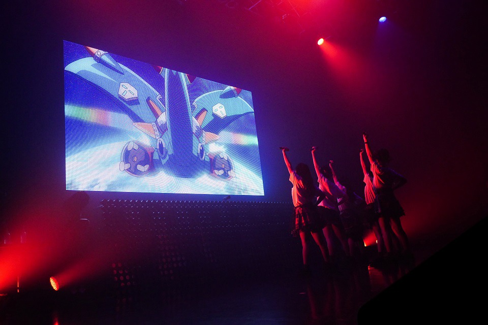 妄想キャリブレーション「君に魅せたい！妄キャリが贈る今夜かぎりの…ULTRA MOSO ∞ PARTY!!!!!!」の様子。（撮影：BOZO）
