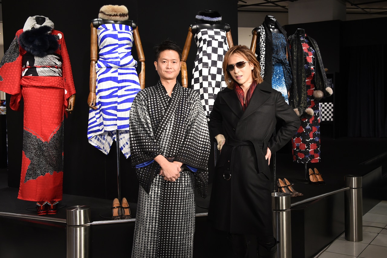 朝のYOSHIKI、伊勢丹「YOSHIKIMONO」会見に定刻通り登場