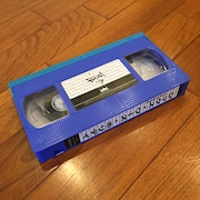 BIM「6 Words Holiday feat. ERA」VHSテープ。
